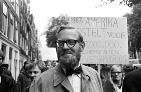 Vietnam-demonstratie in Amsterdam. Dhr. Boetes, Bestanddeelnr 920-6118