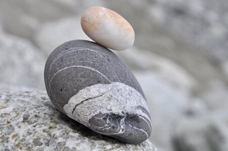 Balance sassi beach photo