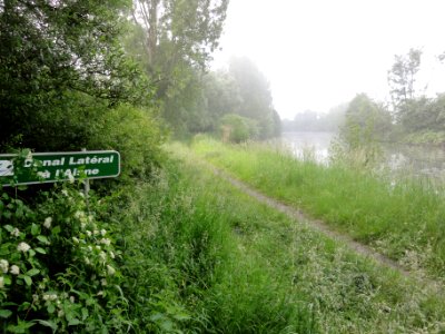 Vieux-lès-Asfeld (Ardennes) Canal latéral à l'Aisne