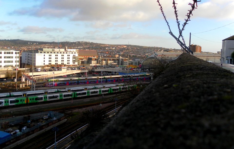 View from Howard Place towards New England Quarter, Brighton (December 2012) (3)