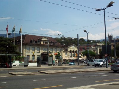 Vevey railway station photo