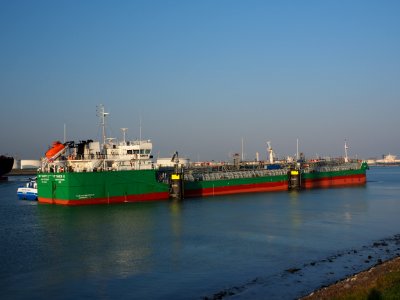 VF Tanker-13 (ship, 2012) IMO 9645023, Port of Rotterdam pic1