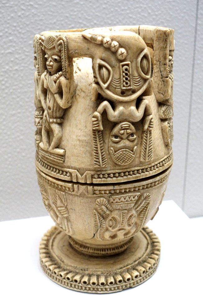 Vessel cover, Owo, Yoruba, 18th century AD, ivory - Ethnological Museum, Berlin - DSC02377