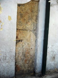 Vestigios mayas en las calles 60x61, Mérida, Yucatán (02)