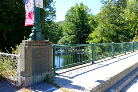 Veterans Memorial Bridge - Warren, Massachusetts - DSC02388