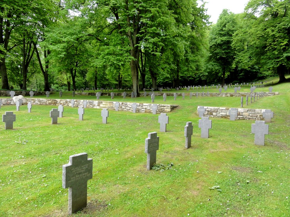 Veslud (Aisne) Cimetière militaire allemand - Deutscher Soldatenfriedhof Veslud 04