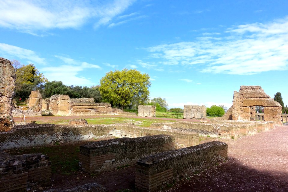 Vestibolo - Villa Adriana - Tivoli, Italy - DSC03619
