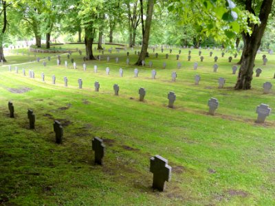 Veslud (Aisne) Cimetière militaire allemand - Deutscher Soldatenfriedhof Veslud 06
