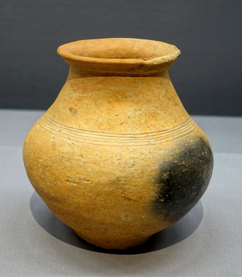 Vessel from Kyushu or Kinki district, Yayoi period, 4th-3rd century BC, ceramic - Tokyo National Museum - Ueno Park, Tokyo, Japan - DSC09116