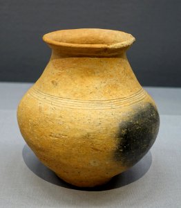 Vessel from Kyushu or Kinki district, Yayoi period, 4th-3rd century BC, ceramic - Tokyo National Museum - Ueno Park, Tokyo, Japan - DSC09116