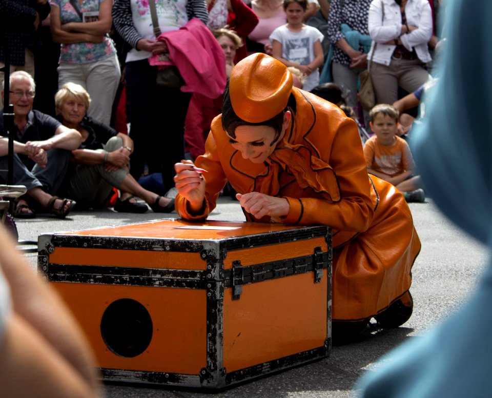 Via Thea 2016 - Vliegensvlug - Orangene Frau - Tukkersconnexion (6)