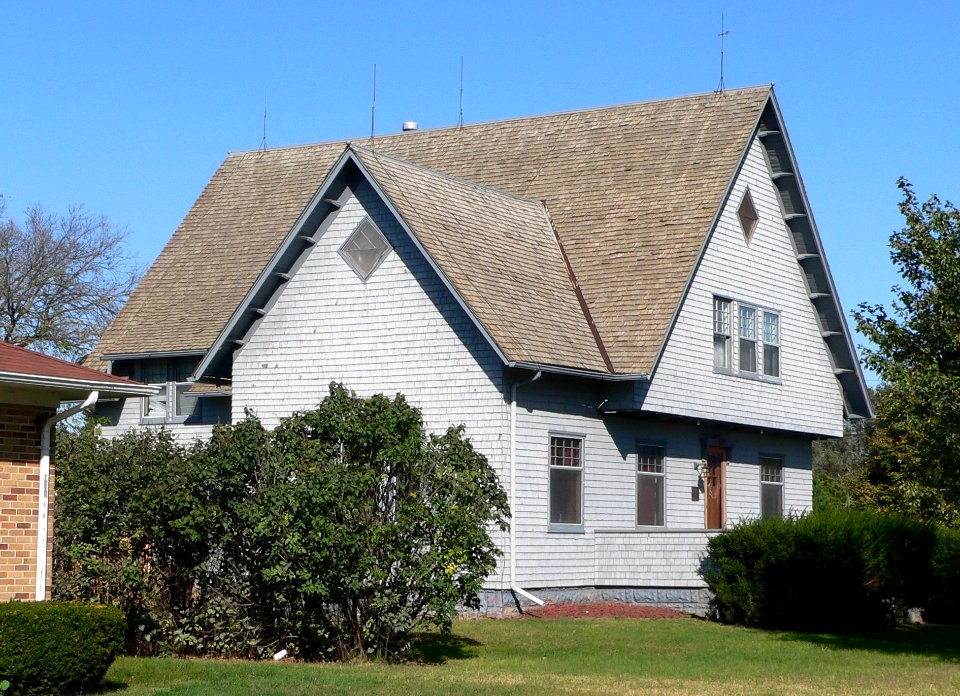 Victor E. Wilson house from SE