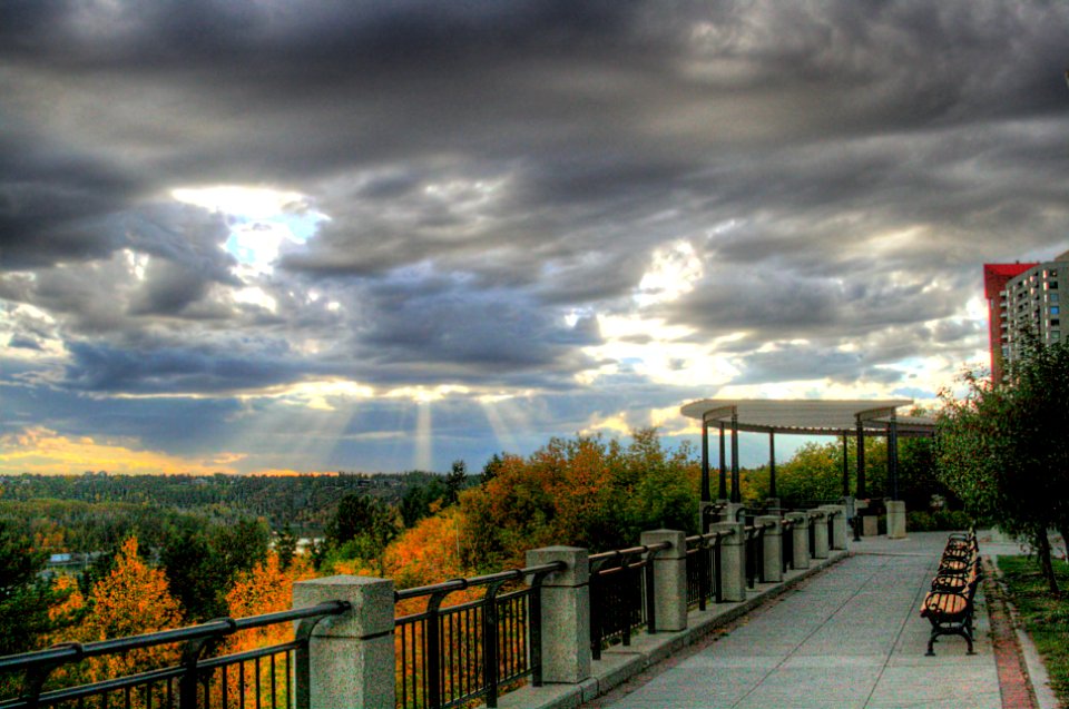Victoria-Promenade-Edmonton-Alberta-Canada-01A