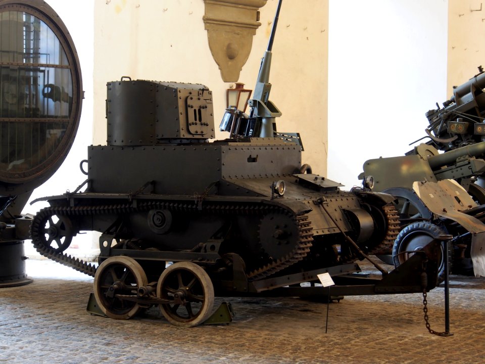 Vickers Carden-Loyd tankette reconnaisance vehicle at the Royal Danish Arsenal Museum (Copenhagen), pic18