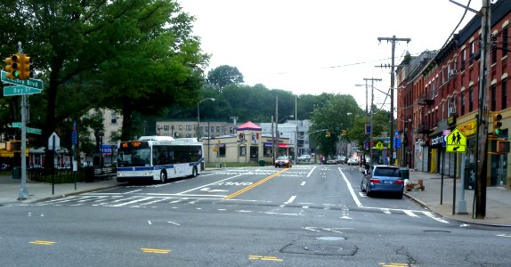Victory Blvd SI head jeh