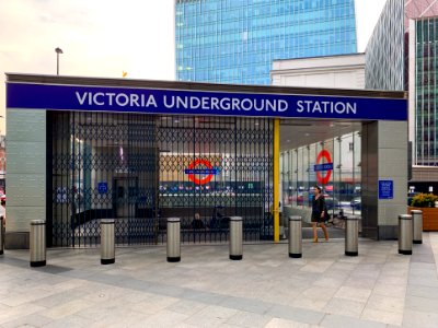 Victoria tube station entrance Victoria street photo