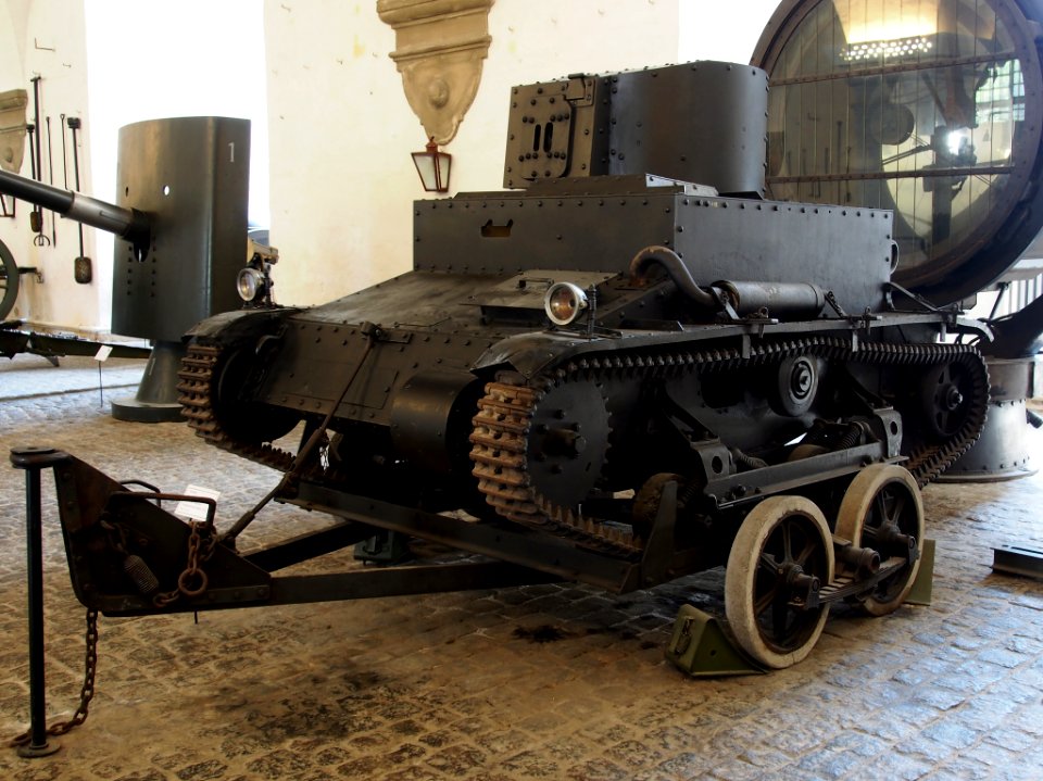 Vickers Carden-Loyd tankette experimental tank at the Royal Danish Arsenal Museum (Copenhagen), pic2