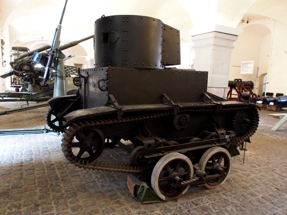 Vickers Carden-Loyd tankette reconnaisance vehicle at the Royal Danish Arsenal Museum (Copenhagen), pic17