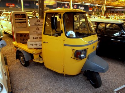 Vespacar P400V pic1