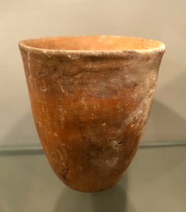 Vessel, Egypt, probably El-Amra, Neqade-I or Neqade-II period, H 106 - Martin von Wagner Museum - Würzburg, Germany - DSC05387