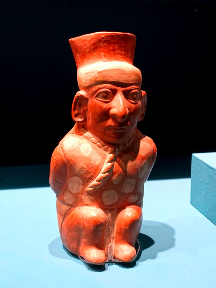 Vessel, prisoner, Moche style, Peru, 100-800 AD, ceramic - Fowler Museum - University of California, Los Angeles - DSC02392