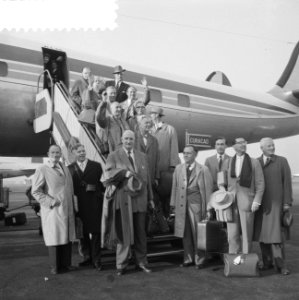 Vertrek van delegatie van werkgevers naar Suriname, Bestanddeelnr 910-8067