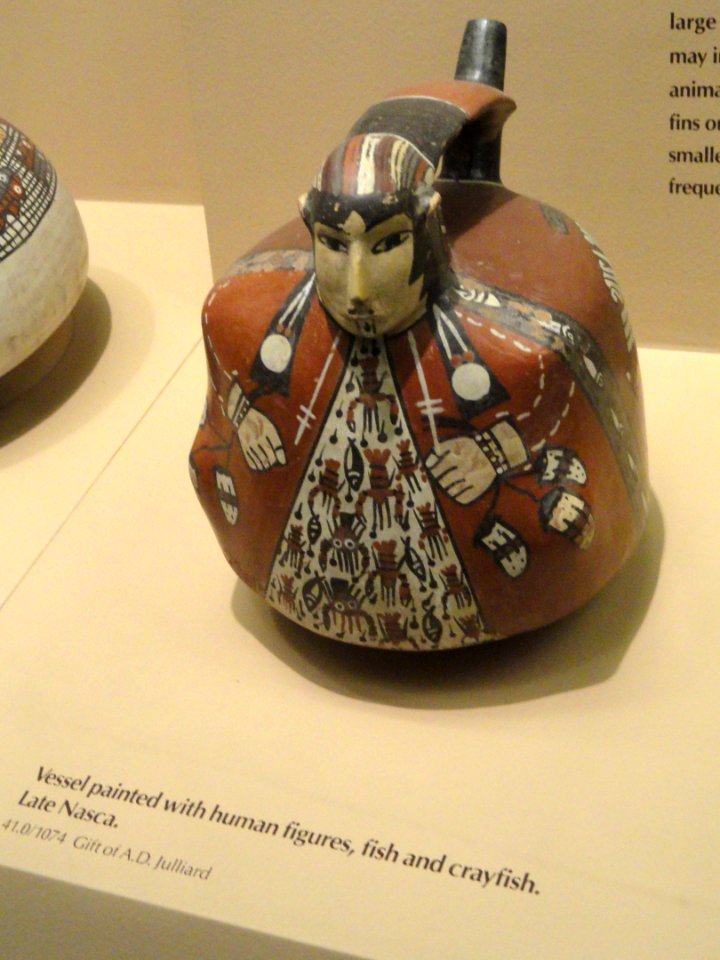 Vessel painted with human figures, fish, and crayfish - Nazca pottery in the American Museum of Natural History - DSC06107