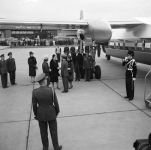 Vertrek van het Thailands vorstenpaar van Ypenburg, Bestanddeelnr 911-7219