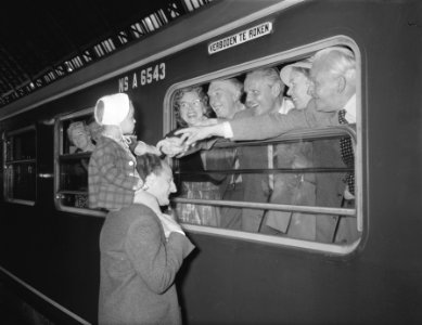 Vertrek van het concertgebouworkest naar Salzburg, Bestanddeelnr 909-7503