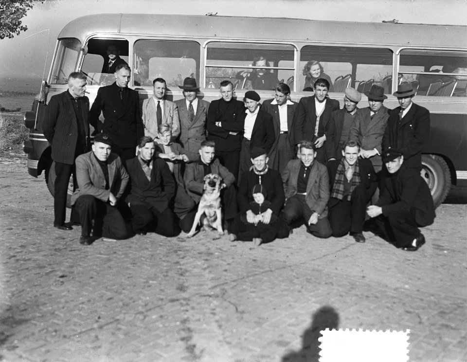 Vertrek vissers uit Urk naar Argentinie, Bestanddeelnr 904-8079