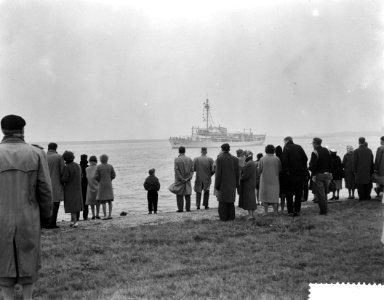 Vertrek van Hr Ms Opnemingsvaartuig Snellius naar Nieuw Guinea, Bestanddeelnr 910-7944