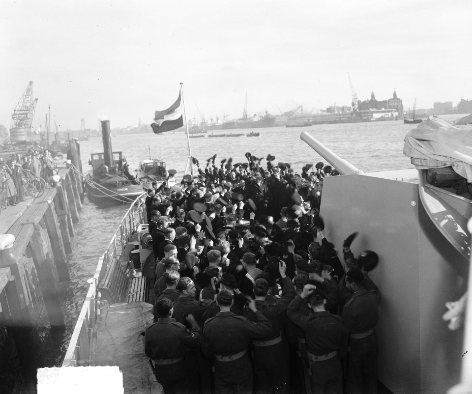 Vertrek Van Kinsbergen uit Rotterdam en Willem aan de Zaan, Bestanddeelnr 903-0549