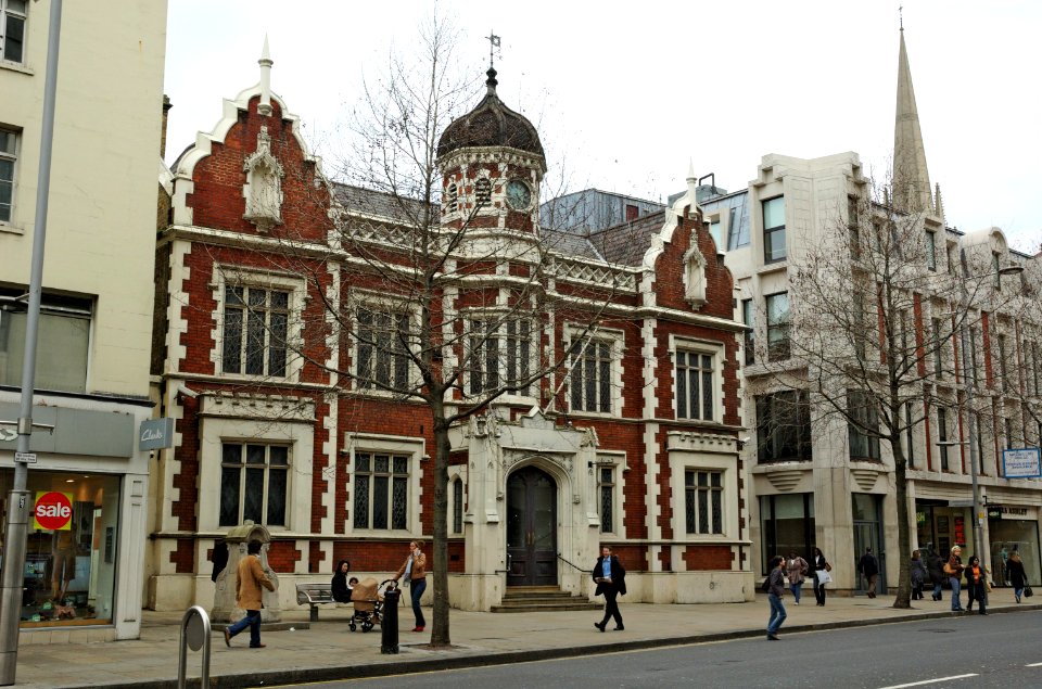Vestry-Hall-Kensington-20060330-027