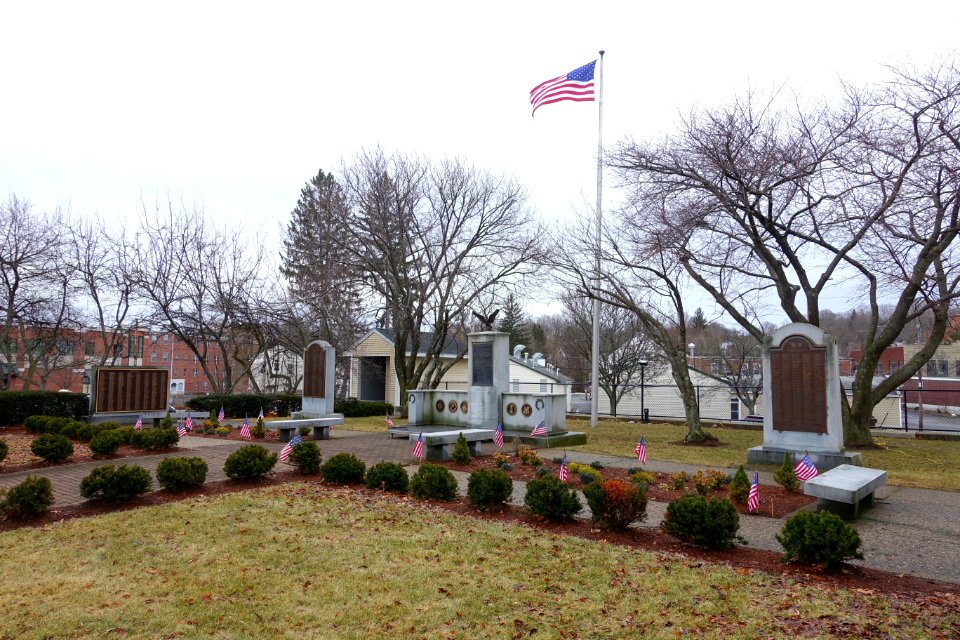 Veteran's Memorial Park - Maynard, Massachusetts - DSC04879