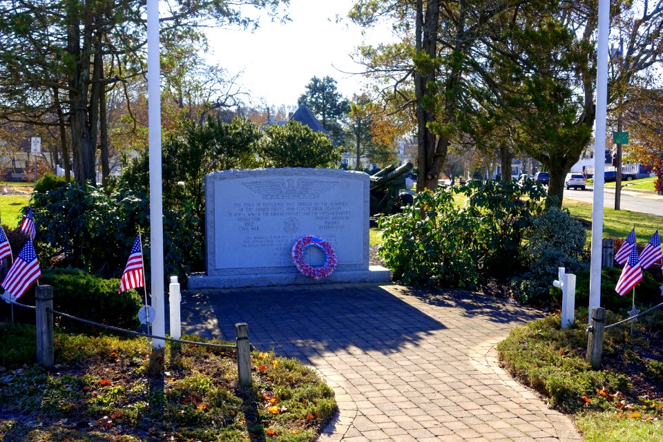 Veterans Memorial - Faxon Veterans Memorial Park - Stoughton, Massachusetts - DSC01764