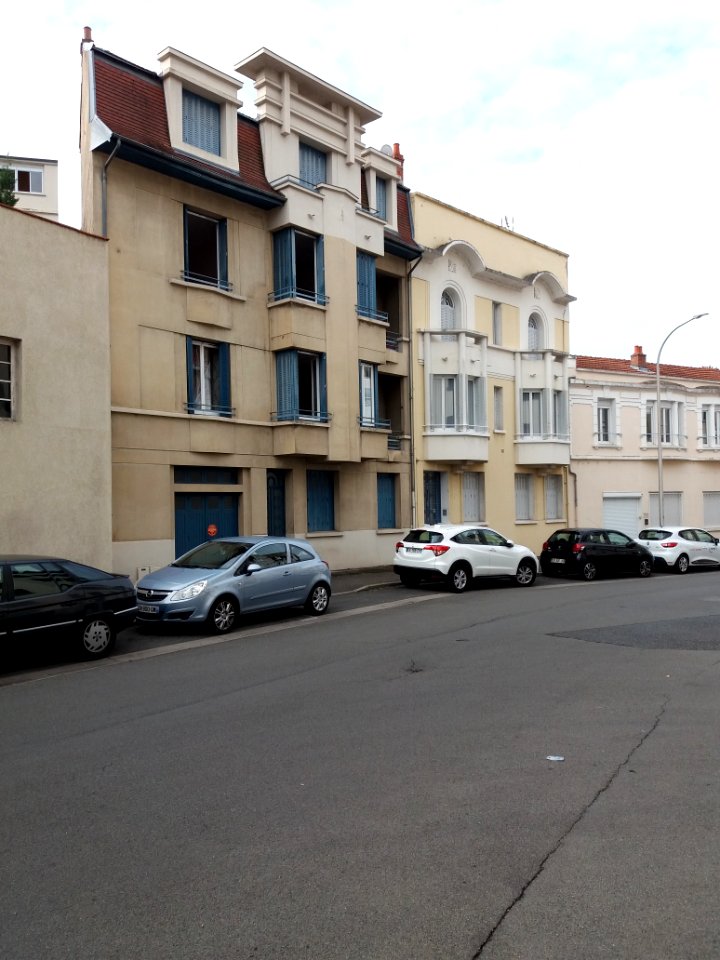Vichy - Boulevard du Sichon, immeubles aux numéros 10 et 8