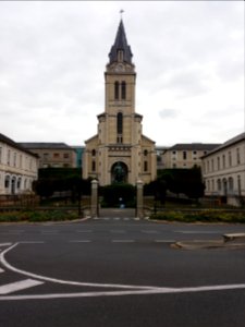 Vichy - Centre hospitalier et son église photo