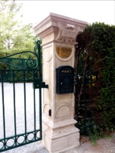 Vichy - Boulevard des États-Unis - Chalet de Clermont-Tonnerre, pilier