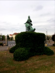 Vichy - Centre hospitalier, statue de la République (2)