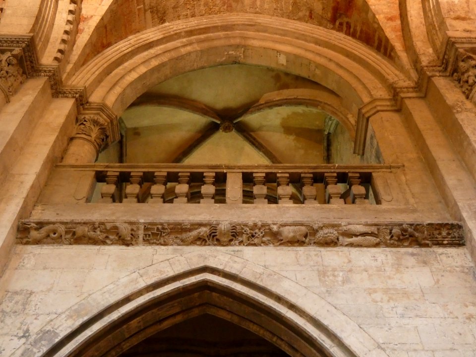 Vienne - Église Saint Maurice - Relief du zodiaque