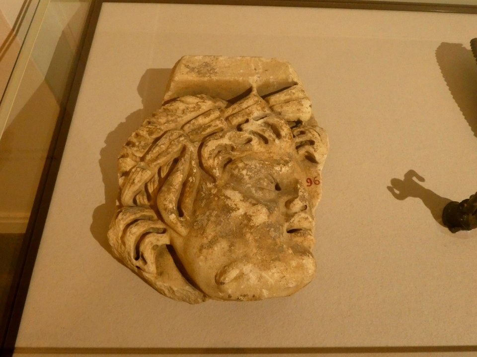Vienne - Musée cloître de Saint-André-le-Bas - Satyre, bas-relief en marbre