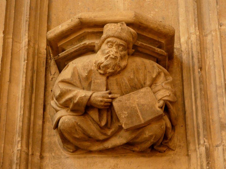 Vienne - Cathédrale Saint-Maurice - Personnage en support de statue