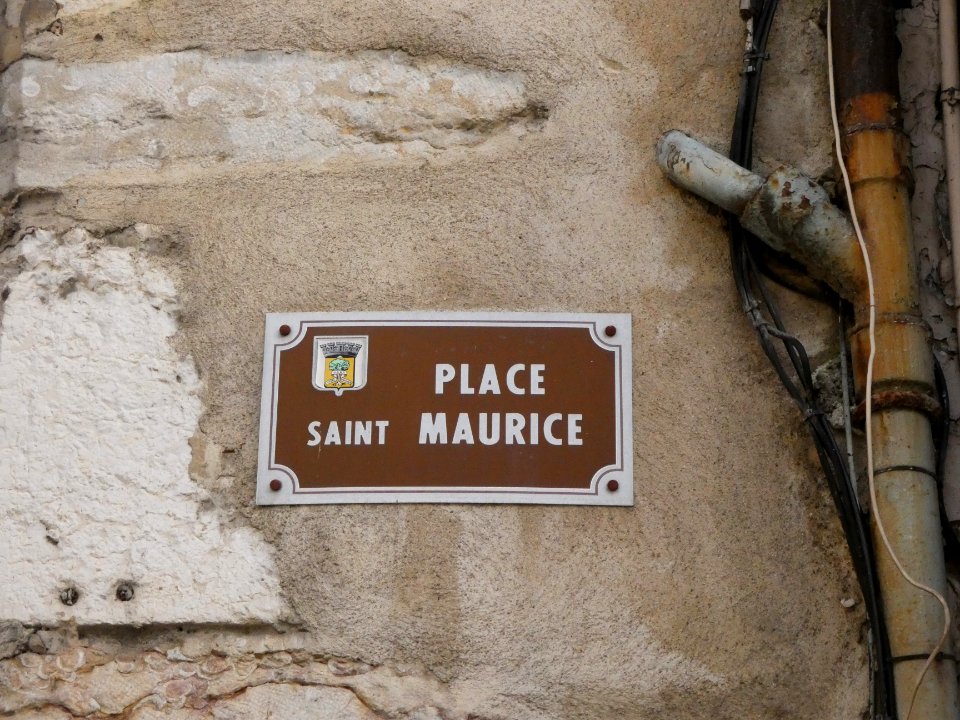 Vienne - Place Saint-Maurice - Plaque