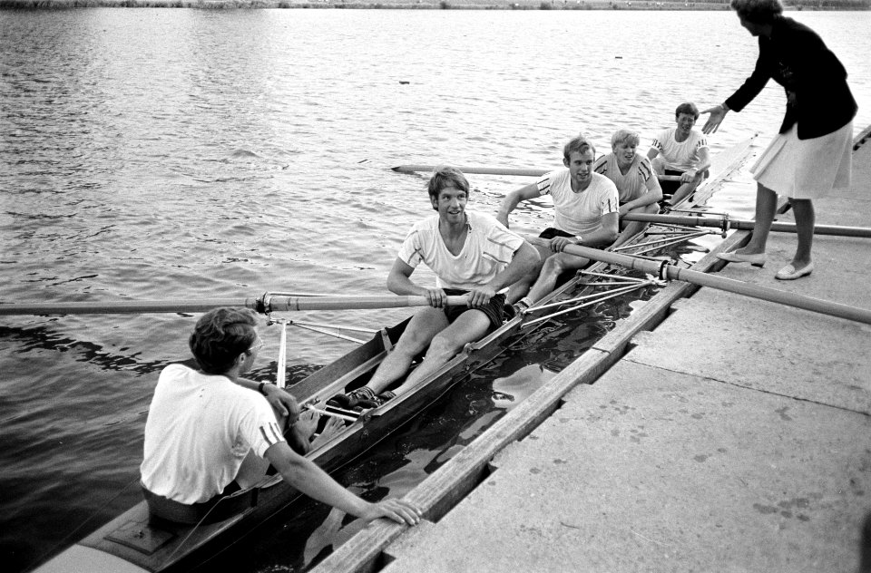Vier met stuurman van Nereus (Amsterdamse Studenten Roeivereniging), Bestanddeelnr 922-6879