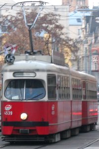 Vienna Tram E1 Line 45