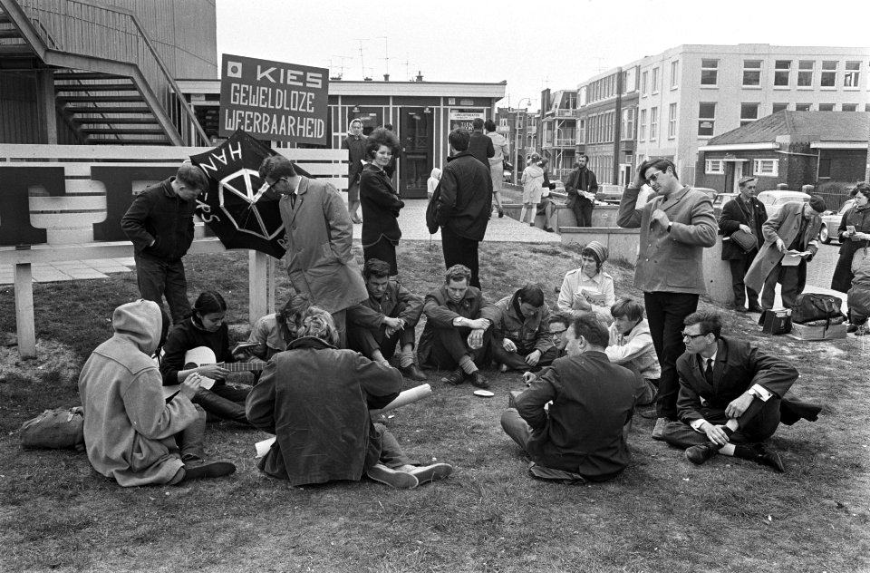 Vier mei herdenking in Amsterdam, Bestanddeelnr 920-2991