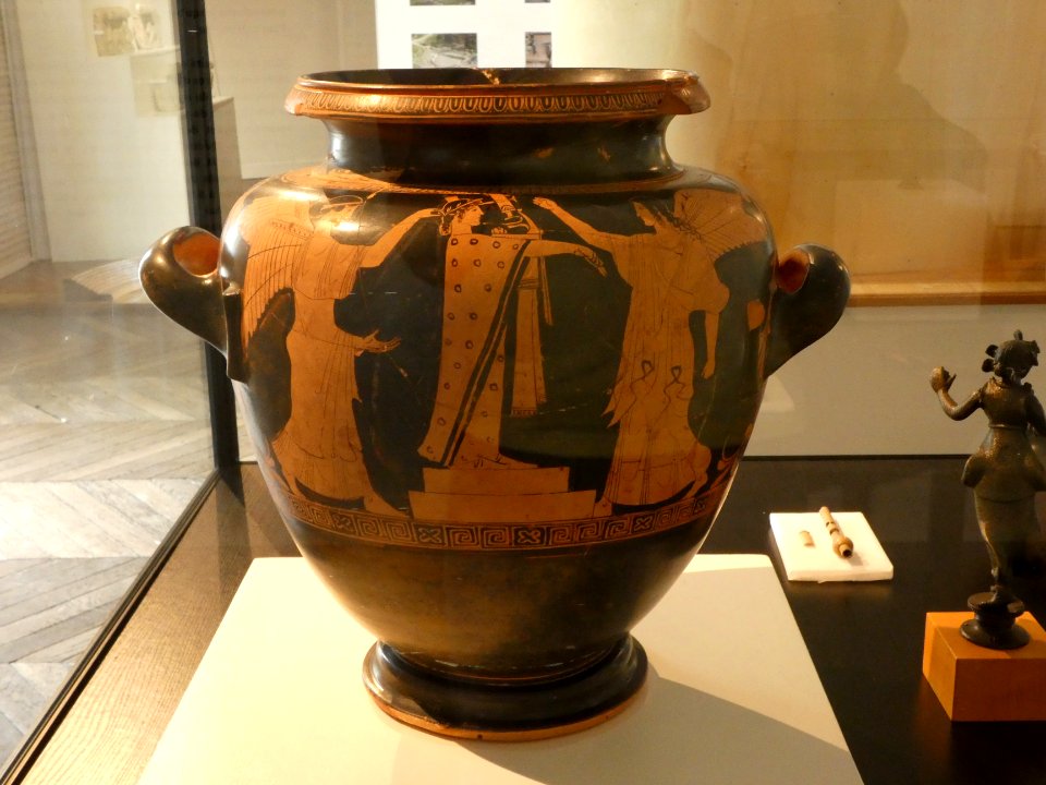 Vienne - Musée cloître de Saint-André-le-Bas - Stamnos, céramique à figures rouges