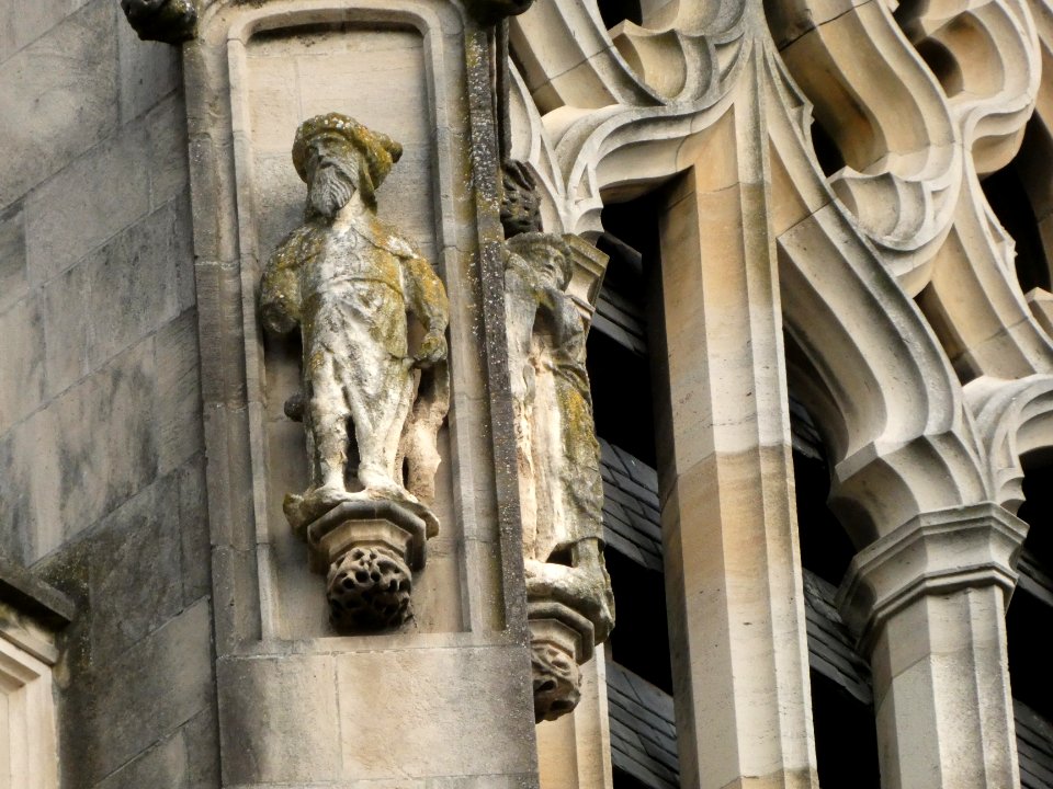 Vienne - Cathédrale Saint-Maurice - Tour sud - Statues 01