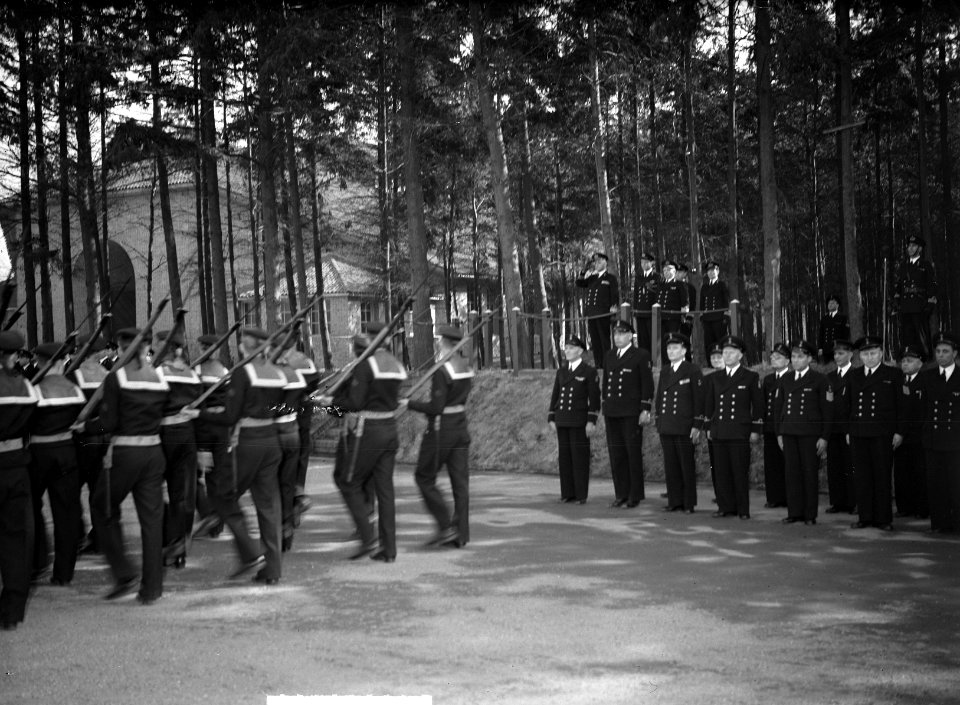 Vice Admiraal Kolthe in de MOC Hilversum, Bestanddeelnr 903-2918
