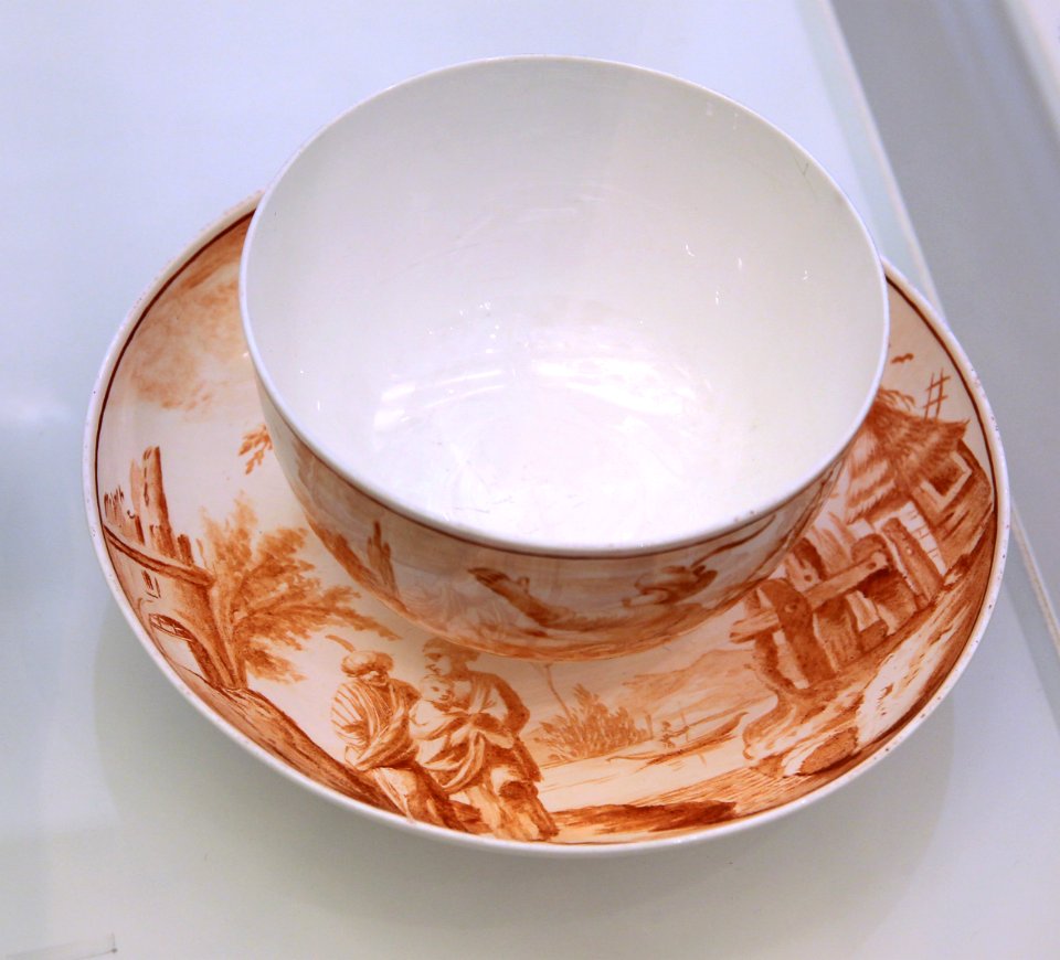 Victoria and Albert Museum Glassware 17042019 Cup and saucer Glass Venice 1730-1745 7228